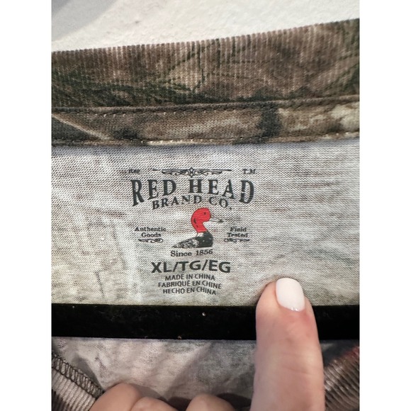 Lot of 4 XL Hunting Base Layer Shirts Mossy Oak, RedHead, Under Armour CamoBlaze - Picture 5 of 8